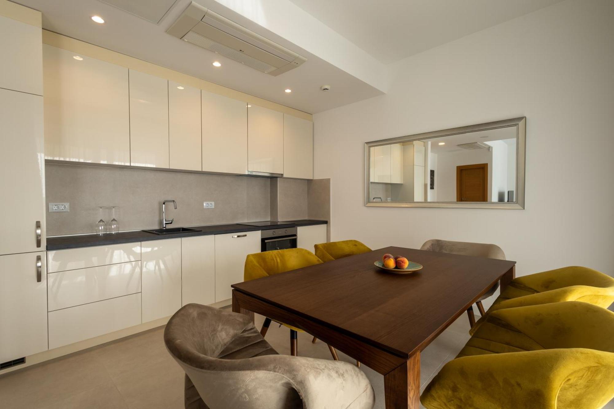 Panorama Bay Luxury Apartments 科托尔 外观 照片