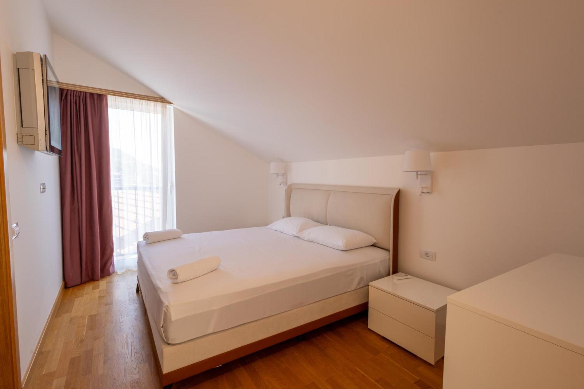 Panorama Bay Luxury Apartments 科托尔 外观 照片