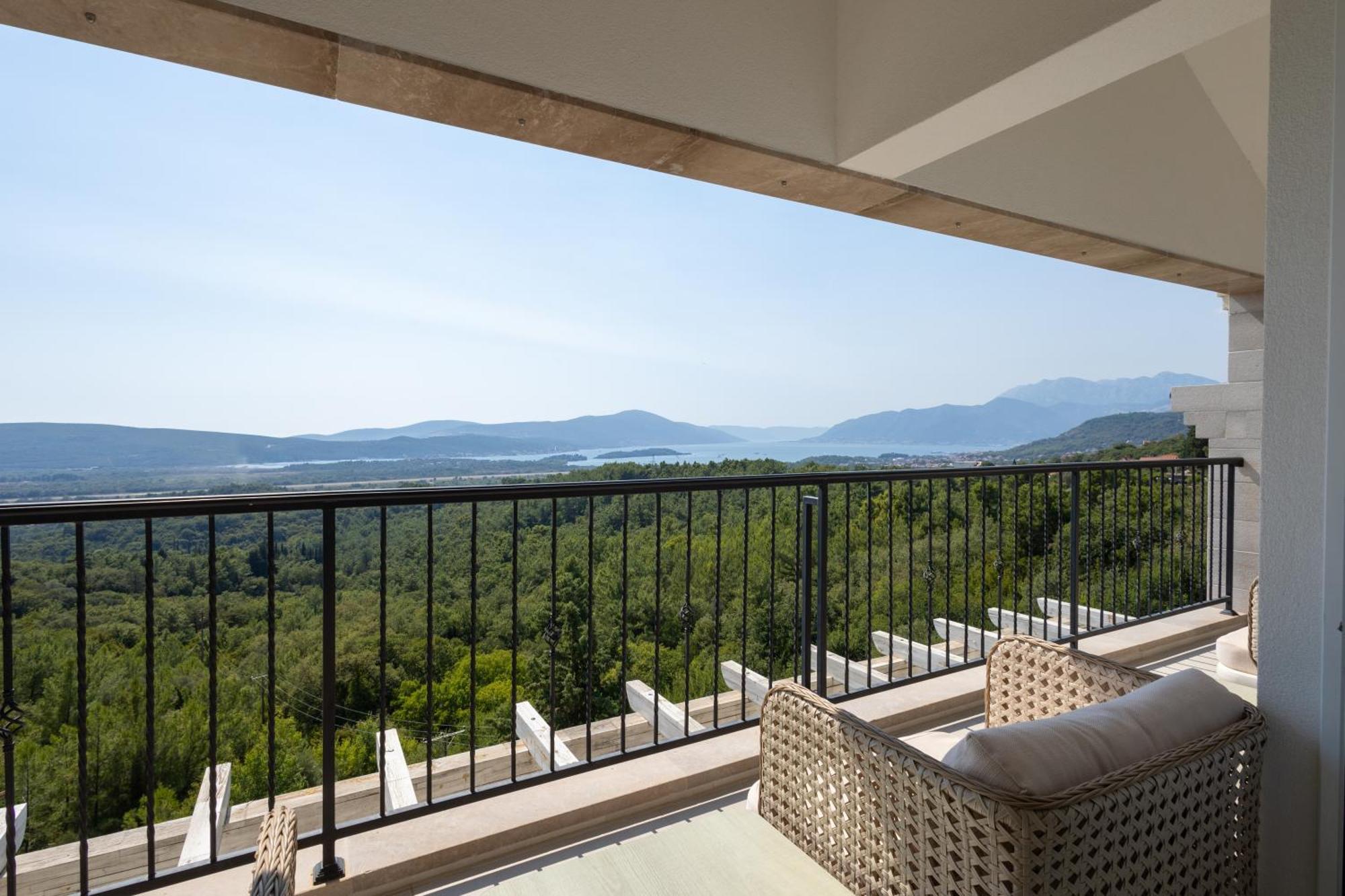 Panorama Bay Luxury Apartments 科托尔 外观 照片