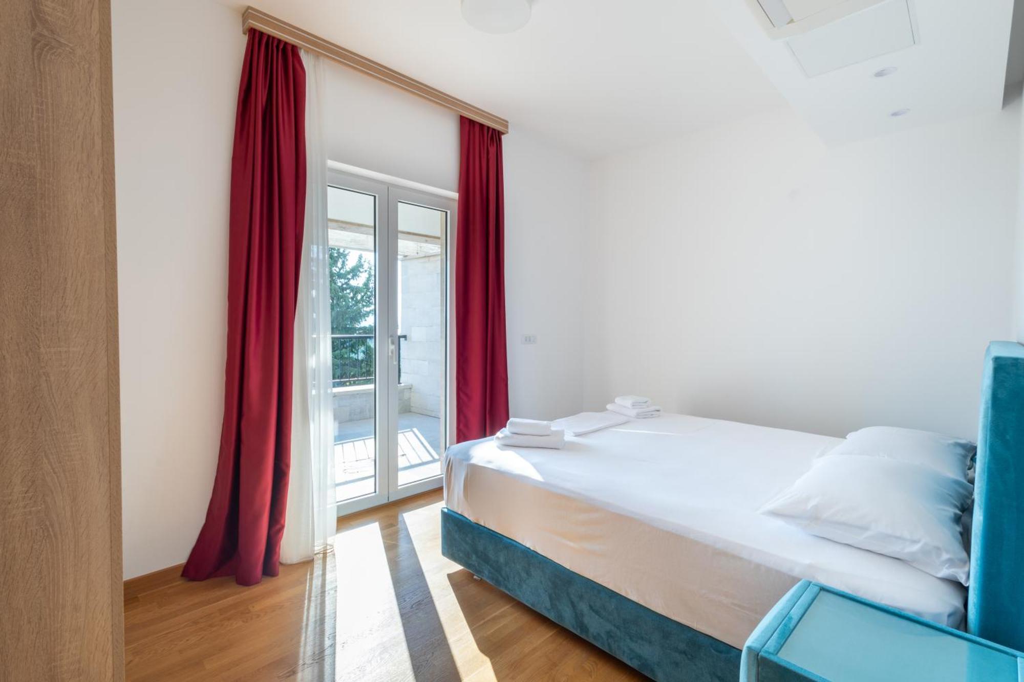 Panorama Bay Luxury Apartments 科托尔 外观 照片
